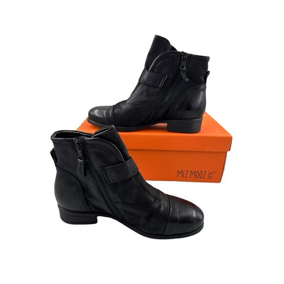 Miz Mooz Leather Buckled Ankle Boot-Siggy-Black Distressed Leather Sz 37/ 7 US - Picture 5 of 8